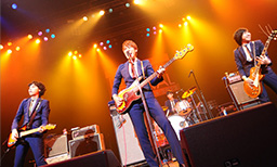 THE BAWDIES